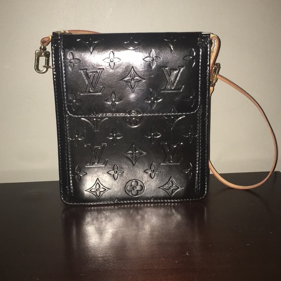 Louis Vuitton Handbags - LV Monogram Vernis Mott Shoulder Bag